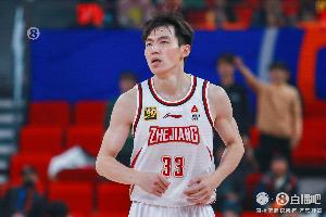 直播吧：吴前与浙江达成一年顶薪续约协议 将兼任助理教练