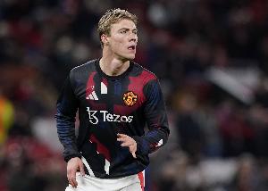 华体会官网APP-英媒：国米与尤文、那不勒斯竞争霍伊伦，曼联要价6500万欧